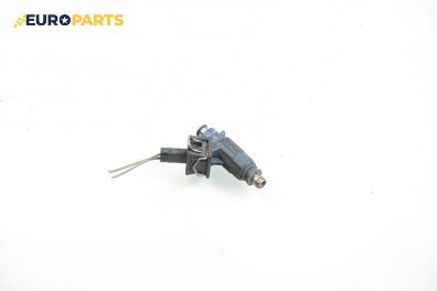 Дюза бензин за Mercedes-Benz E-Class Sedan (W211) (03.2002 - 03.2009) E 240 (211.061), 177 к.с.