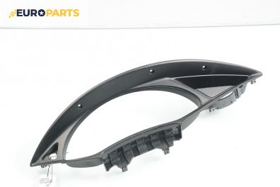 Интериорна пластмаса километраж за Ford Focus I Hatchback (10.1998 - 12.2007), 2+1 вр.