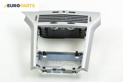 Централна конзола за Opel Astra H Hatchback (01.2004 - 05.2014)