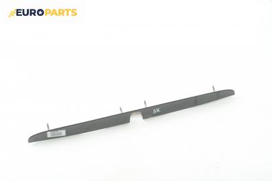 Лайсна заден капак за Toyota Avensis Sedan I (09.1997 - 02.2003), седан