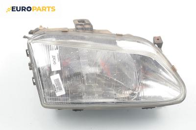 Фар за Renault Megane Scenic (10.1996 - 12.2001), позиция: дясна