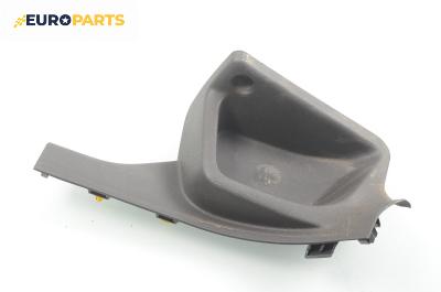 Интериорна пластмаса багажник за Ford Focus III Sedan (07.2010 - ...), седан