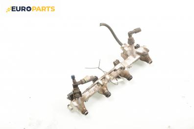 Бензинова рейка с дюзи за Ford Escort VII Estate (01.1995 - 02.1999) 1.6 16V, 90 к.с.