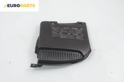 Капак акумулатор за Renault Megane II Hatchback (07.2001 - 10.2012), 4+1 вр., хечбек