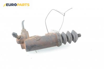 Долна помпа за съединител за Toyota Avensis Sedan I (09.1997 - 02.2003)