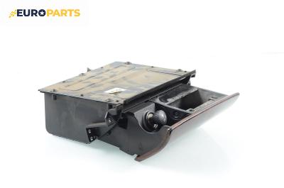 Пепелник за Hyundai Terracan SUV (06.2001 - 12.2008)