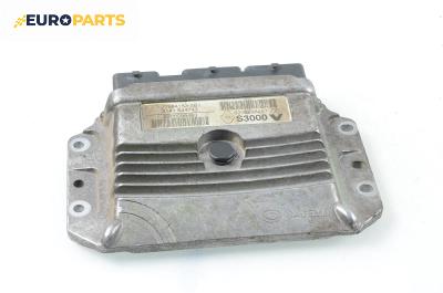Компютър двигател за Renault Megane II Hatchback (07.2001 - 10.2012) 1.4 16V (BM0B, CM0B), 98 к.с., № 8200298463