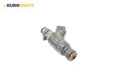 Дюза бензин за Mercedes-Benz A-Class Hatchback  (W168) (07.1997 - 08.2004) A 140 (168.031, 168.131), 82 к.с.