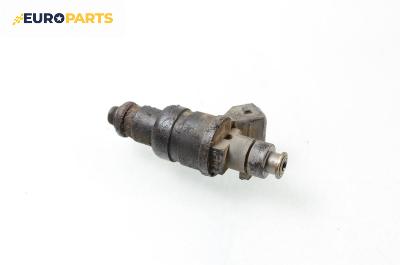 Дюза бензин за Mercedes-Benz C-Class Estate (S202) (06.1996 - 03.2001) C 180 T (202.078), 122 к.с.