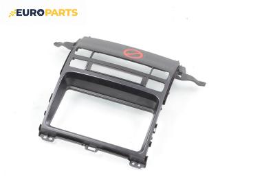 Централна конзола за Toyota Land Cruiser J120 (09.2002 - 12.2010)
