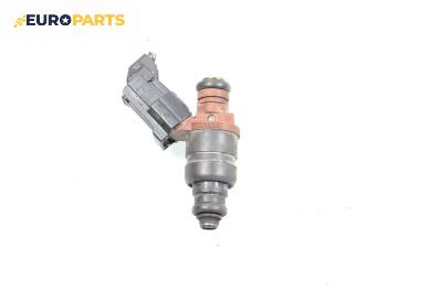 Дюза бензин за Skoda Fabia I Combi (04.2000 - 12.2007) 1.4, 68 к.с., № 047906031C