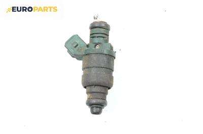Дюза бензин за Volkswagen Golf IV Hatchback (08.1997 - 06.2005) 1.6, 100 к.с., № 037906031AA