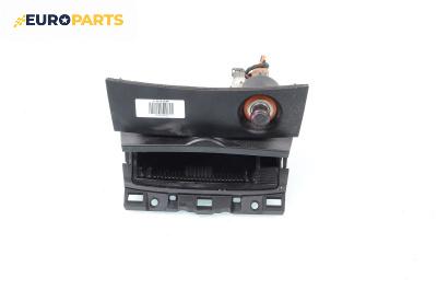 Пепелник за Mazda 3 Hatchback I (10.2003 - 12.2009)