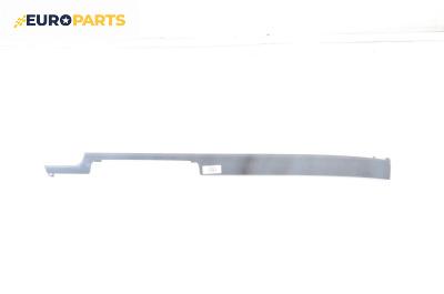 Интериорна лайсна за Audi A4 Avant B6 (04.2001 - 12.2004), 4+1 вр., комби