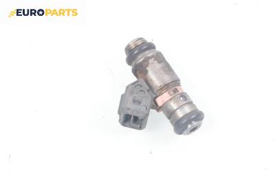 Дюза бензин за Renault Clio II Hatchback (09.1998 - 09.2005) 1.2 16V (BB05, BB0W, BB11, BB27, BB2T, BB2U, BB2V, CB05...), 75 к.с.