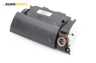 Пепелник за Volkswagen Touran Minivan I (02.2003 - 05.2010)