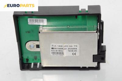 Модул антена за Mercedes-Benz B-Class Hatchback I (03.2005 - 11.2011), № 1698200475