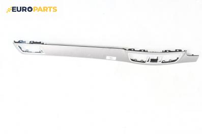 Интериорна лайсна за Mercedes-Benz E-Class Sedan (W212) (01.2009 - 12.2016), 4+1 вр., седан