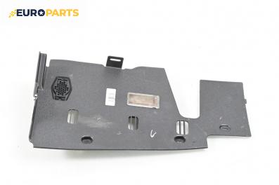 Интериорна пластмаса под таблото за Land Rover Range Rover III SUV (03.2002 - 08.2012), 4+1 вр., джип