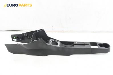 Централна конзола за Skoda Rapid Spaceback (07.2012 - ...)