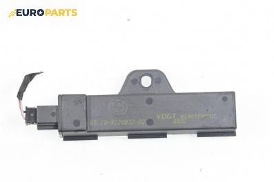 Модул антена за BMW X3 Series F25 (09.2010 - 08.2017), № 65.20-9220832-02