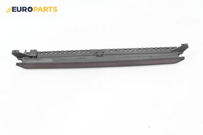 Трети стоп за Volkswagen Passat IV Variant B5.5 (09.2000 - 08.2005), комби