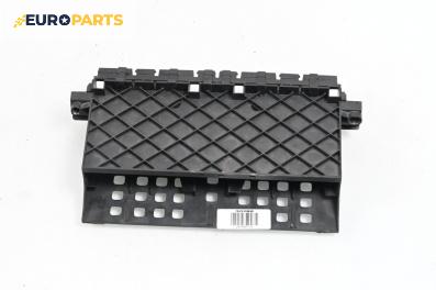 Интериорна пластмаса за Audi A4 Sedan B6 (11.2000 - 12.2004), 4+1 вр., седан, позиция: предна