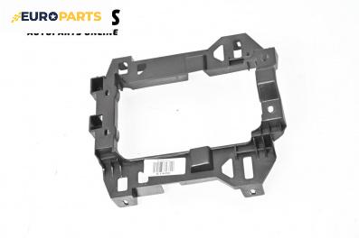 Централна конзола за Audi Q7 SUV I (03.2006 - 01.2016)