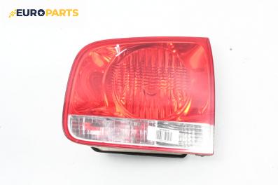 Вътрешен стоп за Volkswagen Touareg SUV I (10.2002 - 01.2013), джип, позиция: дясна