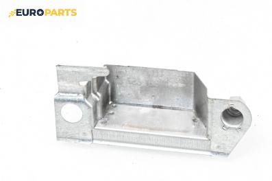 Планка за Audi A6 Sedan C6 (05.2004 - 03.2011), 4+1 вр., седан, № 8E0827657E