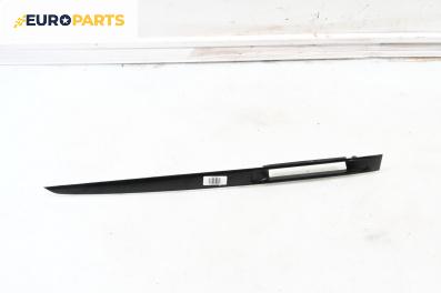 Интериорна лайсна за Mazda 3 Hatchback I (10.2003 - 12.2009), 4+1 вр., хечбек