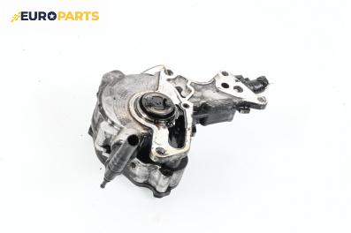 Вакуум помпа за Volkswagen Passat V Sedan B6 (03.2005 - 12.2010) 2.0 TDI 4motion, 140 к.с.