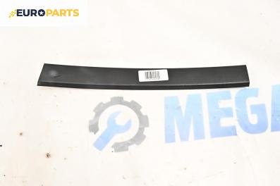 Интериорна пластмаса за BMW 5 Series F10 Touring F11 (11.2009 - 02.2017), 4+1 вр., комби, позиция: предна