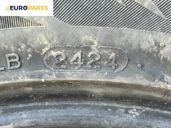 Зимни гуми LAUFENN 205/55/16, DOT: 2424 (Цената е за 2 бр.)