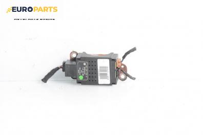 Усилвател антена за Volkswagen Golf V Hatchback (10.2003 - 02.2009), № 7617310008