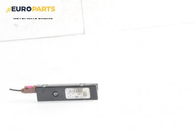 Усилвател антена за Mercedes-Benz E-Class Estate (S212) (08.2009 - 12.2016)