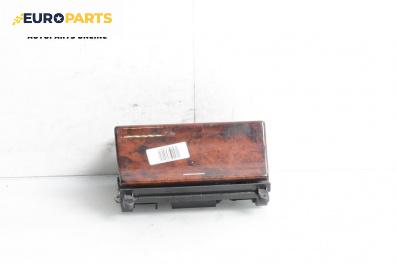 Пепелник за Mercedes-Benz CLK-Class Coupe (C208) (06.1997 - 09.2002)