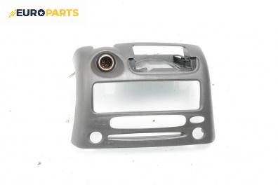 Централна конзола за Toyota Yaris Hatchback I (01.1999 - 12.2005)