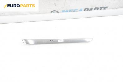 Интериорна лайсна за Audi A4 Sedan B7 (11.2004 - 06.2008), 4+1 вр., седан