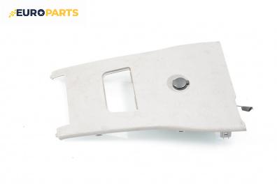 Централна конзола за Chevrolet Equinox SUV I (04.2003 - 12.2009)