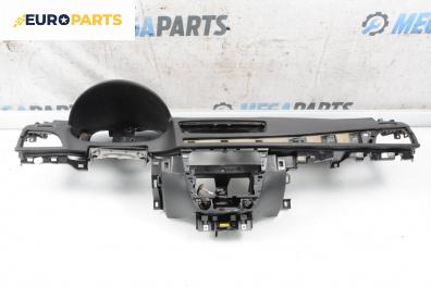 Арматурно табло  за Renault Megane III Hatchback (11.2008 - 12.2015)