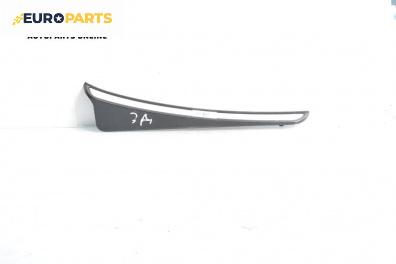 Лайсна (облицовка) на праг  за Citroen C5 I Hatchback (03.2001 - 03.2005), 4+1 вр., хечбек, позиция: задна, дясна