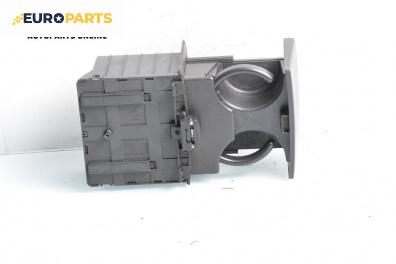 Поставка за чаши за Chevrolet Captiva SUV (06.2006 - ...)