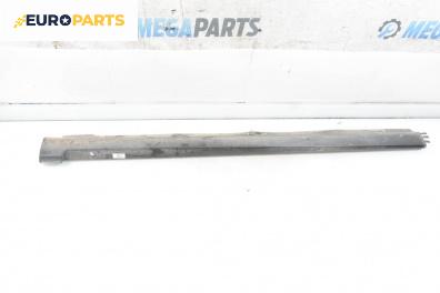 Праг за Volkswagen Passat V Variant B6 (08.2005 - 11.2011), 4+1 вр., комби, позиция: дясна