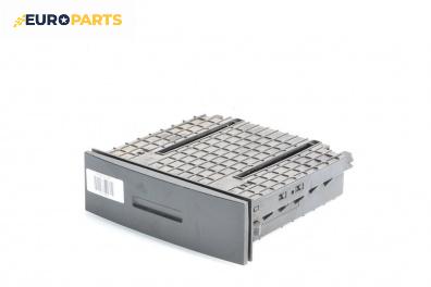 Поставка за чаши за Citroen C2 Hatchback (09.2003 - 09.2017)