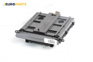 Поставка за чаши за Hyundai Accent II Hatchback (09.1999 - 11.2005)