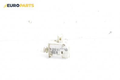 Машинка централно заключване за Volkswagen Golf IV Hatchback (08.1997 - 06.2005), 4+1 вр., позиция: задна