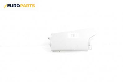 Интериорна пластмаса за Toyota Yaris Hatchback II (01.2005 - 12.2014), 4+1 вр., хечбек, позиция: дясна