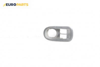 Интериорна пластмаса за Renault Master III Box (02.2010 - ...), 2+1 вр., товарен, позиция: предна