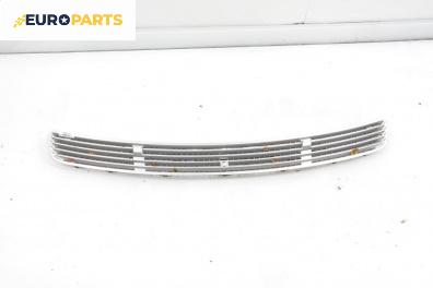 Решетка преден капак за Mercedes-Benz C-Class Sedan (W203) (05.2000 - 08.2007), седан, позиция: предна